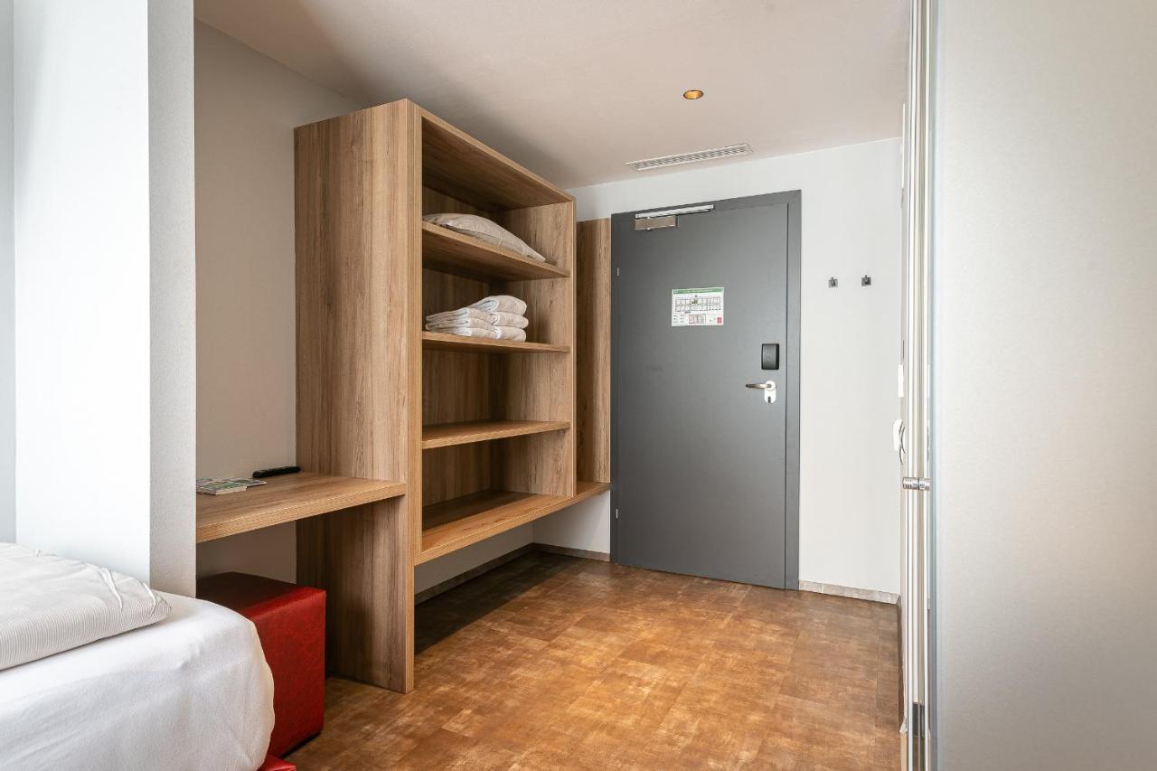 Rocket Velden Hotel 2*